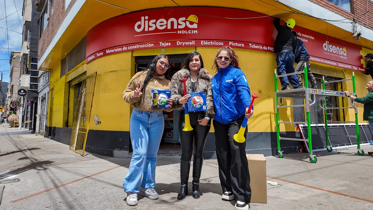 ¿Qué pasa cuando sacas una marca de 56 años de la fábrica y la llevas a la calle? ⚽🏭